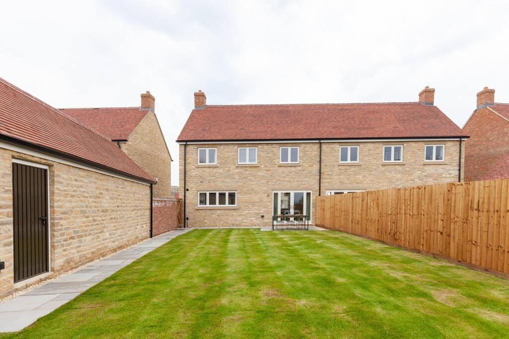 Oxfordshire Living - The Vanderbilt - * Woodstock