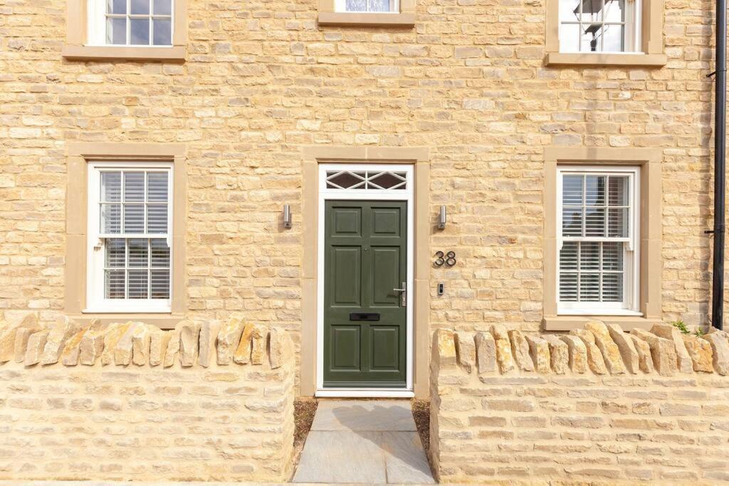 Oxfordshire Living - The Vanderbilt - Holiday home *